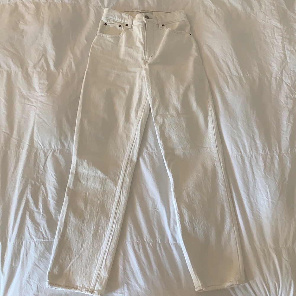 Abercrombie & Fitch Curve Love 90’s Ultra High Rise Jean Size 4